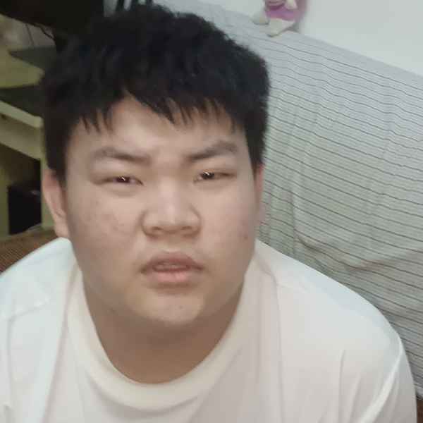 江苏20岁单身帅哥真诚找对象-乌海征婚相亲网