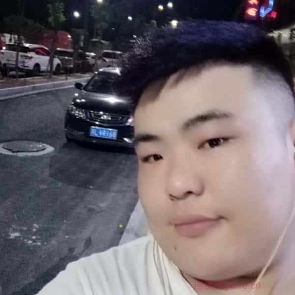 江西27岁单身帅哥真诚找对象-乌海征婚相亲网