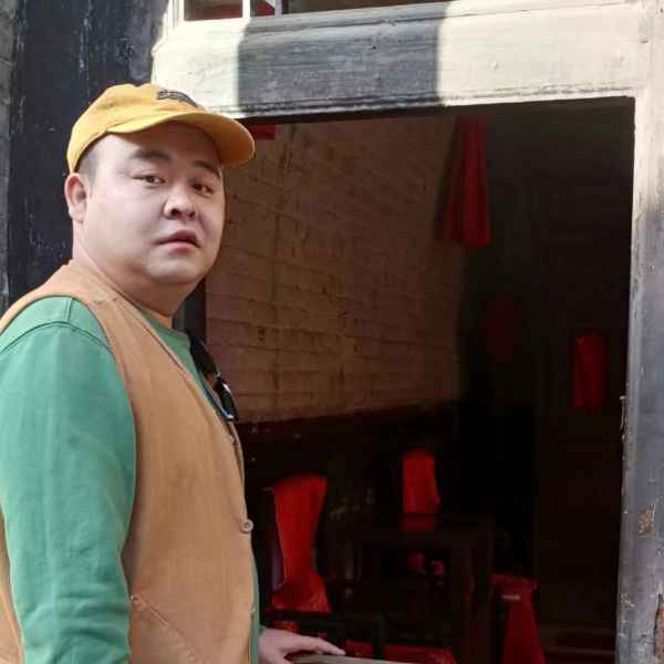 35岁岁陕西单身帅哥 - 乌海吉缘网
