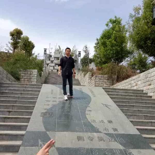 28岁岁陕西单身帅哥 - 乌海吉缘网