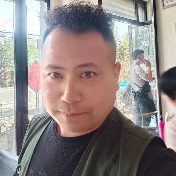 35岁岁山东单身帅哥 - 乌海吉缘网